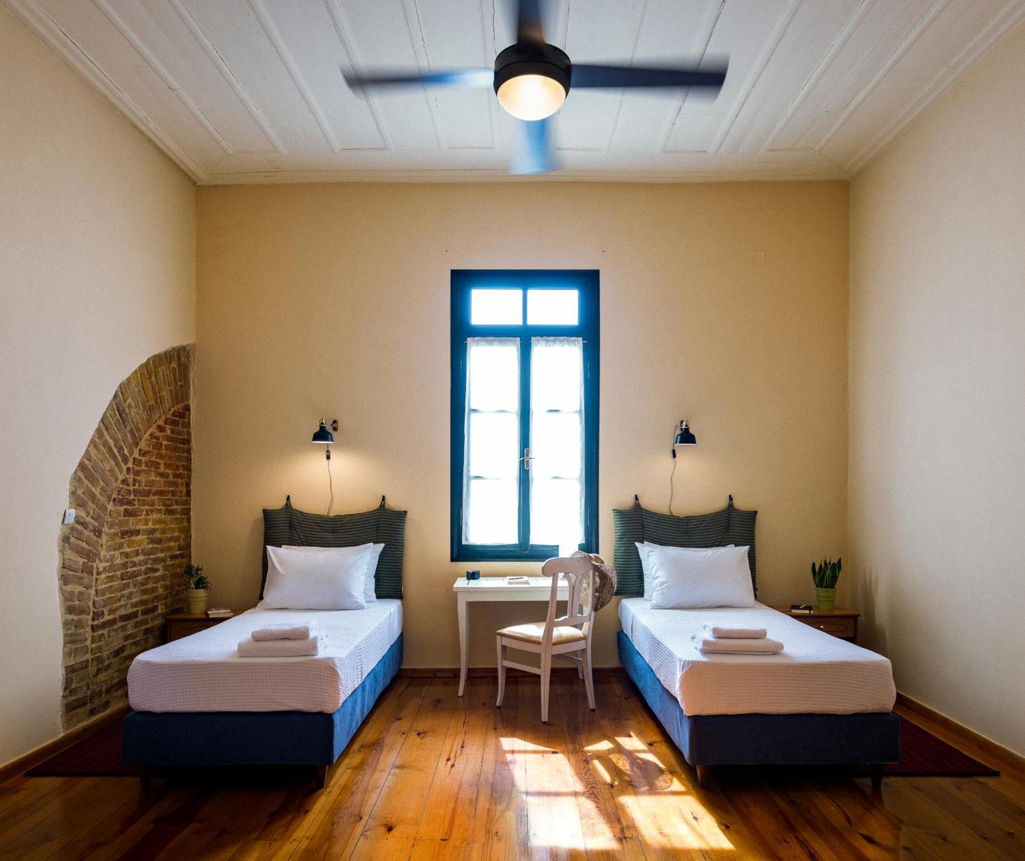 Sundial Lodge ハニア エクステリア 写真